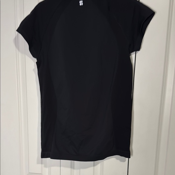Sweaty Betty Black seamless Short Sleeve Tee - Picture 3 of 3